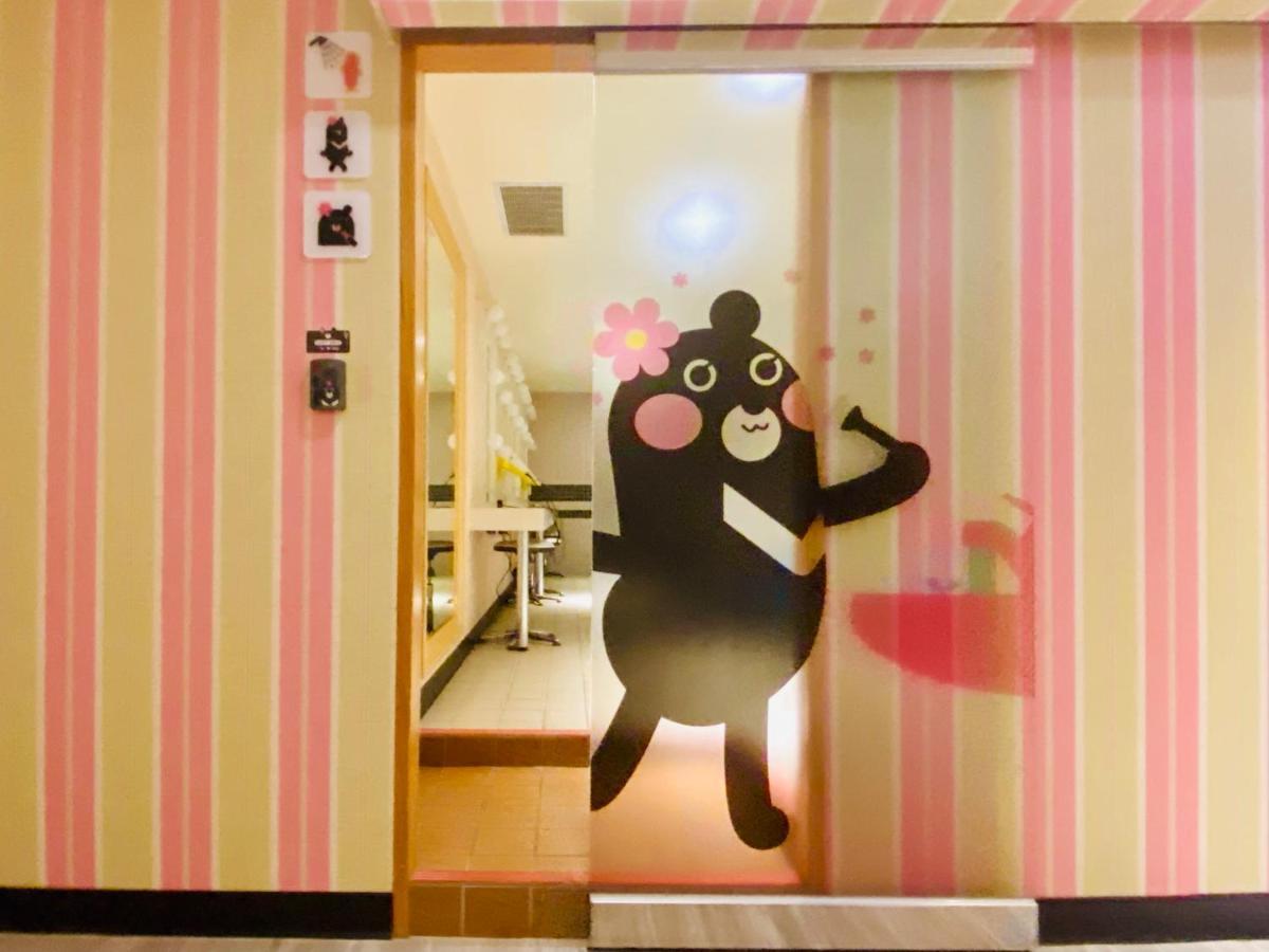 Hey Bear Capsule Hotel Taipei Exteriör bild